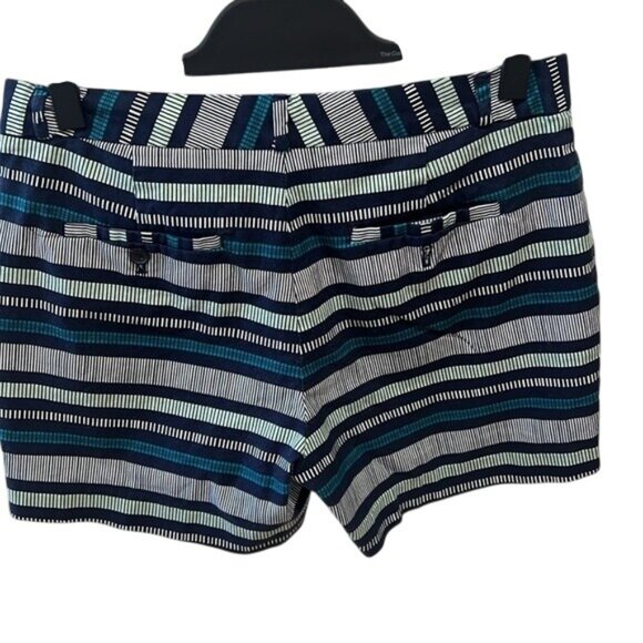 Banana Republic blue striped shorts, size 8 - Picture 2 of 3